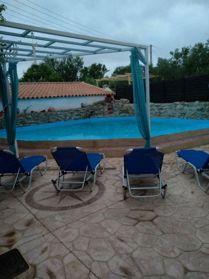Vokamvilia Apartment&Studio Close to the sea Plános Esterno foto